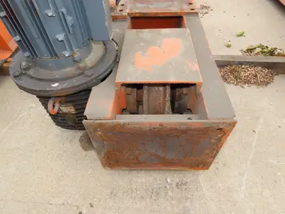 Cleveland Tramrail Motorized Gantry Crane End Truck Drive Floor Track 3Hp 460V
