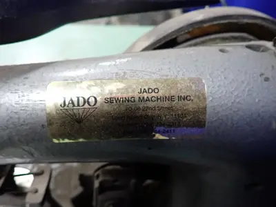 Jado 6" X 7" Sewing Machine