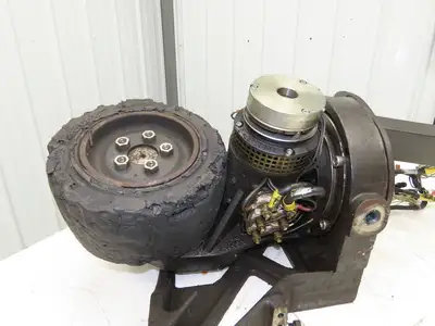 Toyota Tiller Drive Axel Steering Hub Off 7HBW23 Pallet Jack 4500 lb