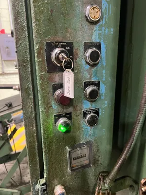 1980 BLISS C-250 OBI / Gap Frame Press | Universal Press & Machinery (UPM) (12)