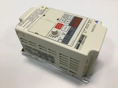 USED YASKAWA CIMR-J7AA20P2
