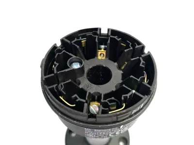Used SIEMENS STACK LIGHT CONNECTION ELEMENT 70MM DIA. W/ 4" PIPE MOUNT Lighting | Maverick Industrial Sales #1101225