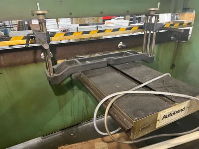 CHICAGO 810L Press Brakes | Levy Recovery Group (16)