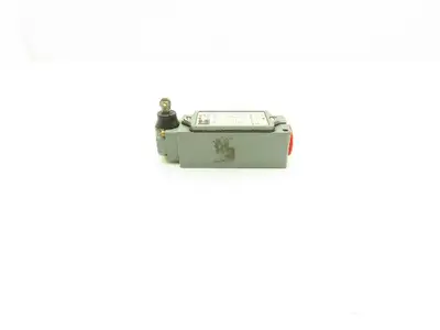 Cutler-Hammer 10316H3042C Type L Limit Switch Plunger Style 600VAC Hazardous Loc