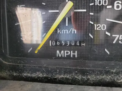 USED 1994 FORD F800
