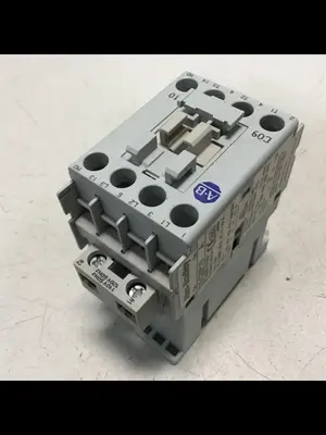 USED ALLEN BRADLEY 100-C09.10 SER A