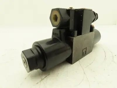 Tokimec Vickers DG4V-3-2C-M-P7-H-7-50 Hydraulic Directional Solenoid Valve 24V