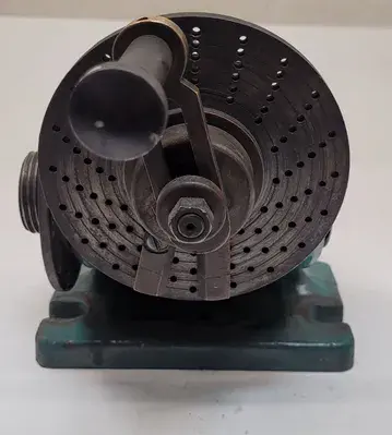 USED ELLIS DIVIDING HEAD