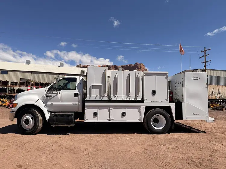Used 2005 _UNKNOWN_ _UNKNOWN_ Fuel & Lube Trucks Utah US | CSS Equipment Sales #1347429
