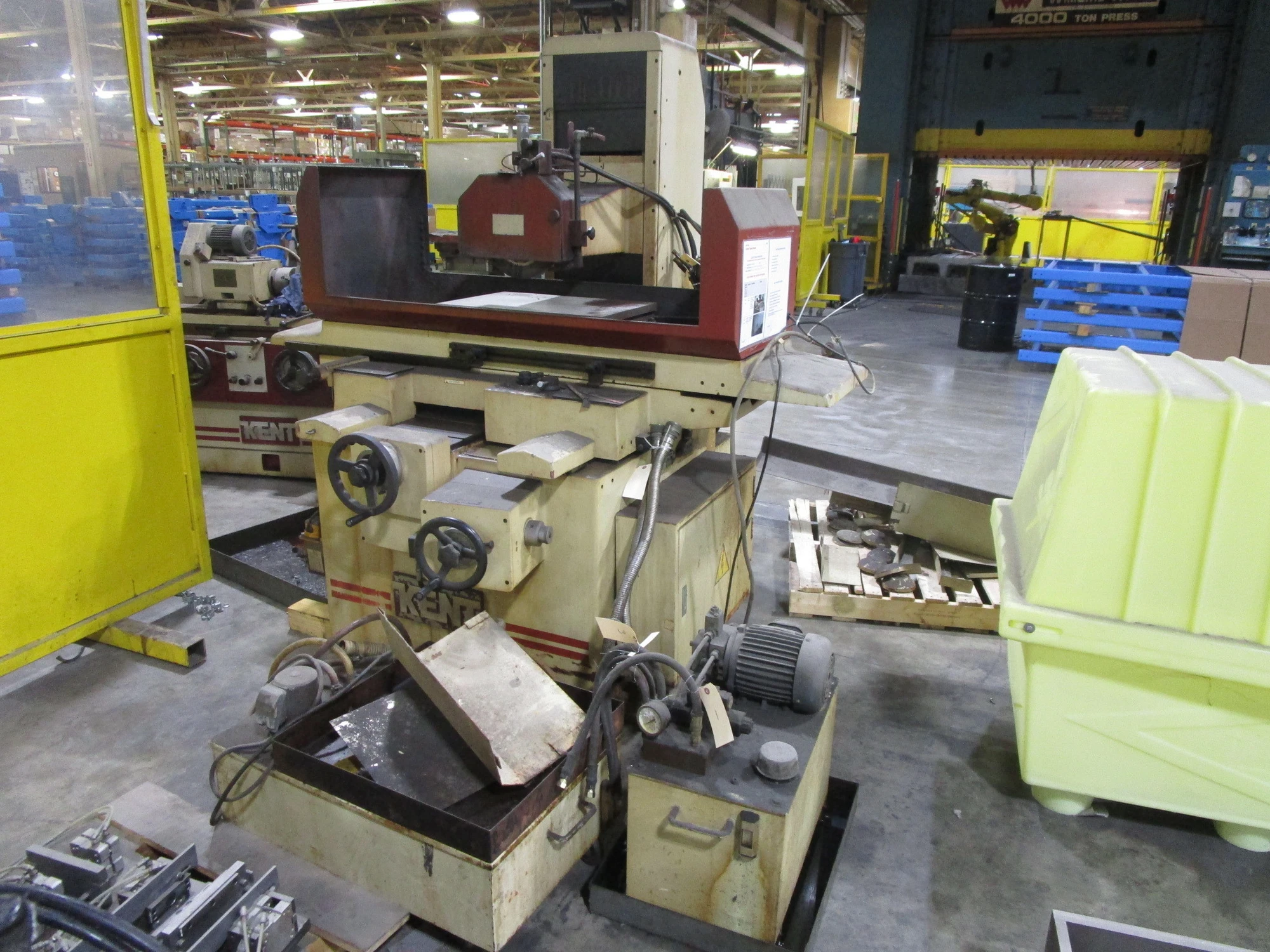 USED KENT KGS-406AHD HYD SURFACE GRINDER