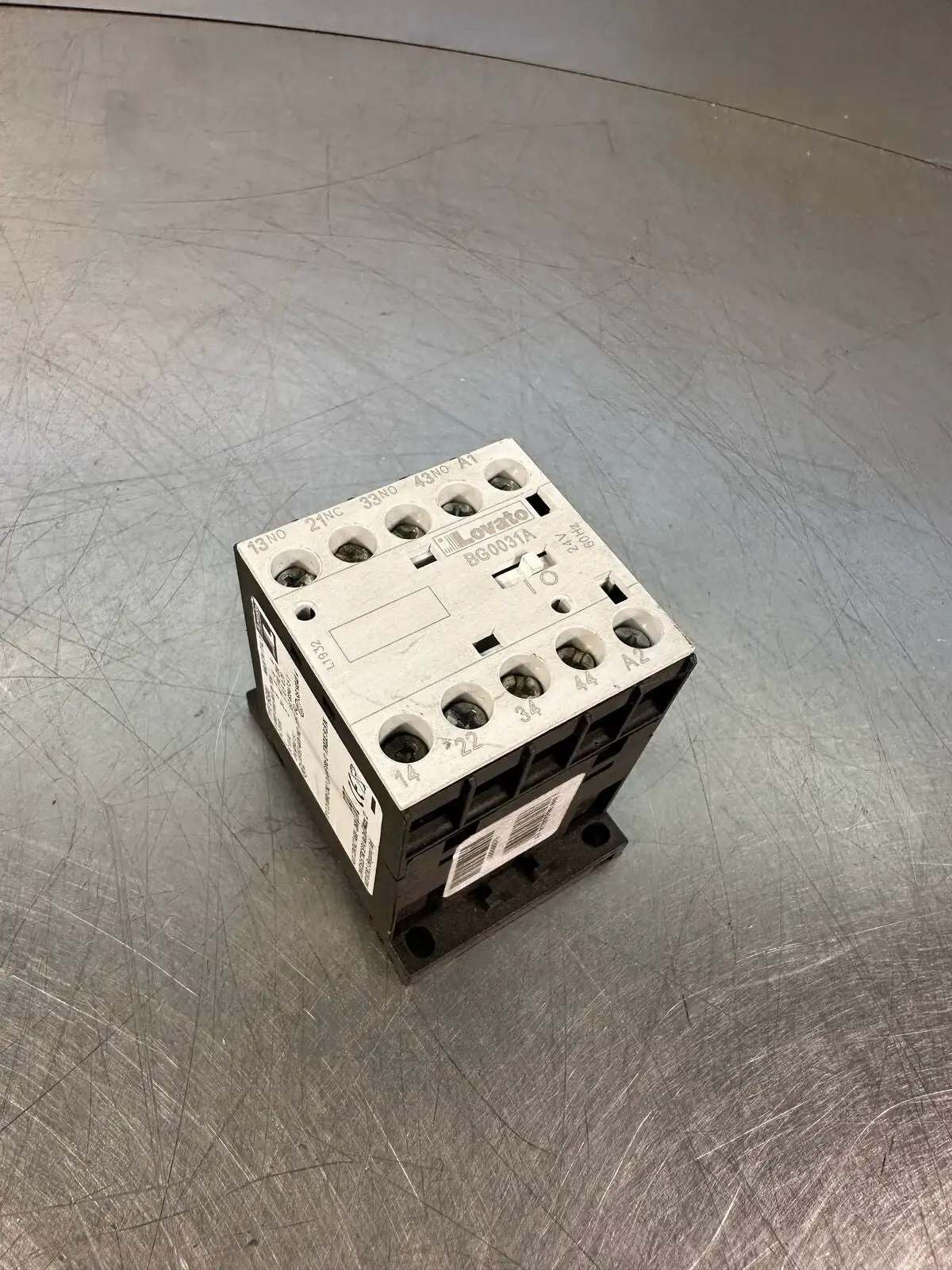 Lovato BG0031A Contactor 24V 60HZ (7.2.5)