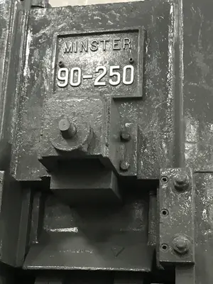 USED MINSTER 90-250 KNUCKLE JOINT