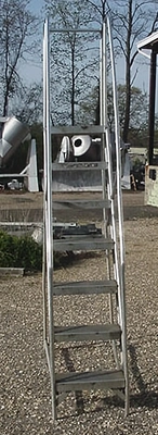 USED LADDER LADDER