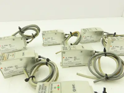 SMC D-F7NJL-321 Cylinder Auto Switch Control Solid State 24VDC