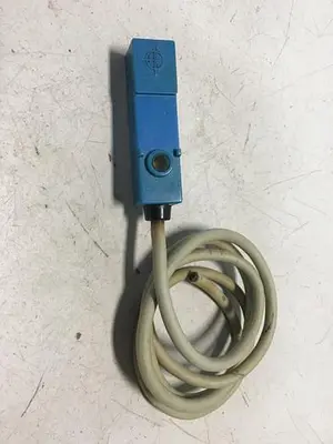 USED YAMATAKE FL2-4A6S