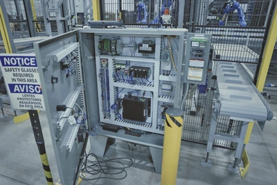 USED 2022 YASKAWA MOTOMAN GP25-12