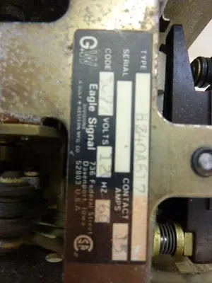 USED EAGLE SIGNAL HZ40A617