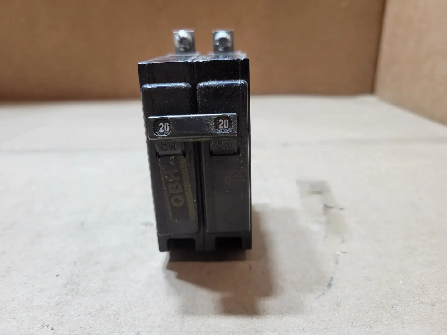 Used EATON QBH220 Circuit Breakers British Columbia CA | Lenmark #1488966