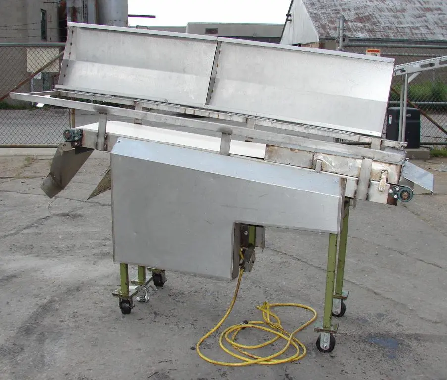 SPC4759  Conveyor inclined belt conveyor 16" w x 76" l, 43" discharge height
