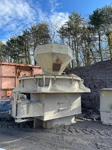 Used 1994 SBM V10H TOTAL Crushers | UCY Industrial GmbH #386407