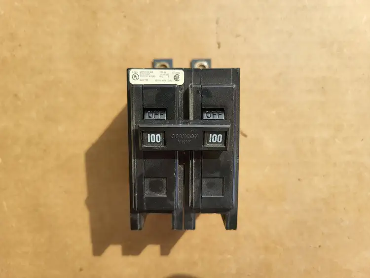 Used CUTLER-HAMMER BA2100 Switchgears British Columbia CA | Lenmark #1438460