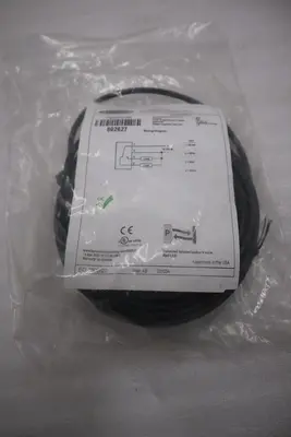 NEW BANNER T18-2VPLP-9M/ T182VPLP9M PHOTOELECTRIC SENSOR POLARIZED STOCK H1111