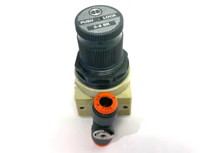 Used Metal Work Pneumatic Regulator 1/4" Ports MISSING O-RING Air Pressure Regulators Michigan US | Maverick Industrial Sales #1389819