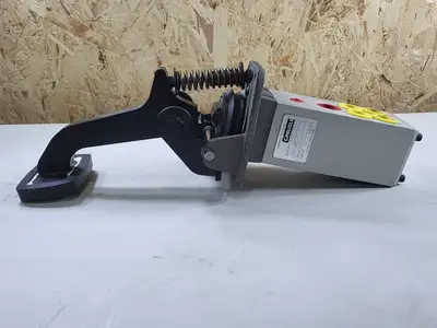 NEW KOMATSU 58E-61-00110