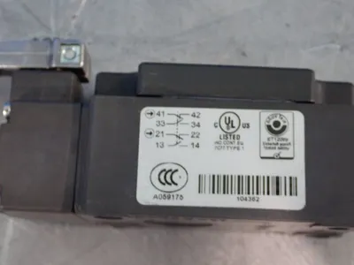 Used EUCHNER NZ1HS3131M Relays & Switches Ohio US | HGR 24 #1070166