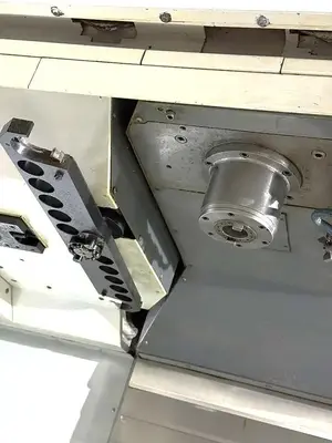 USED 2011 HAAS VF-7/40