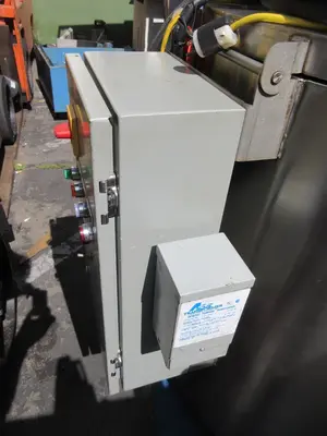 USED UNIVERSAL MS-61466