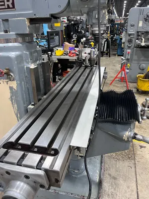 USED 1995 CHEVALIER FM-4VKH
