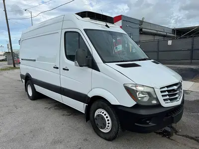 Used 2019 FREIGHTLINER SPRINTER 3500 Tractors & Trailers Florida US | Truck and Van Outlet #1506259