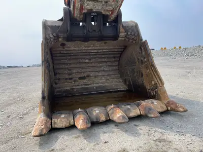USED 2017 HITACHI EX2600-6BH