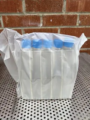 NEW BOX OF 40 - FALCON 355001 STERILE TISSUE CULTURE FLASK 600 ML W/ BLUE VENTED CAP