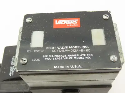 Used VICKERS _UNKNOWN_ Valves/Fittings Indiana US | Arrow Industrial #1316974