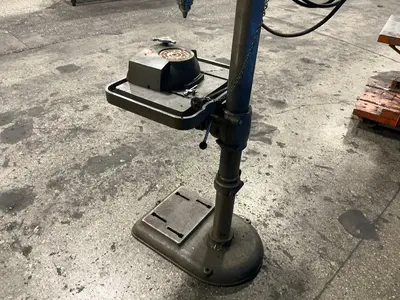 Used DELTA ROCKWELL 17600 Heavy Duty & Sensitive Single Spindle Drills Ohio US | HGR 24 #1419769