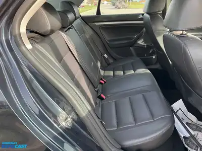 USED 2009 VOLKSWAGEN JETTA