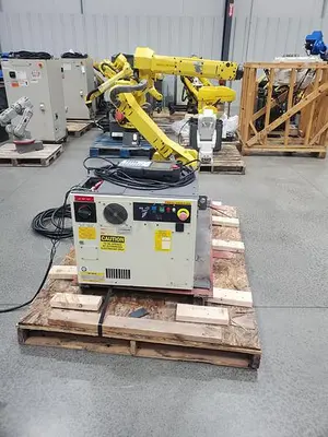 USED 2012 FANUC M-10IA