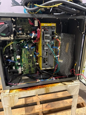 FANUC R‑2000iB/210F Complete with R‑30iB Controller and Leoni Dress Pack USED