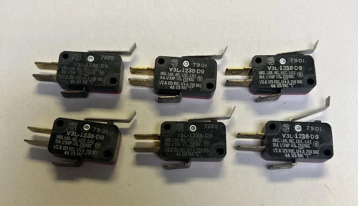 Used HONEYWELL V3L-1238-D9 Miscellaneous Equipment (Electrical & Power) | Surplus Asset Holdings #1199831