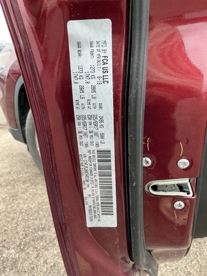USED 2019 JEEP CHEROKEE