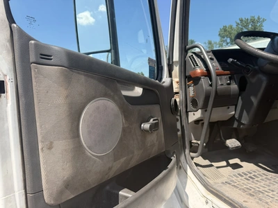 Used 2009 VOLVO VNL Conventional trucks Indiana US | Miedema Asset Management Group #1414638