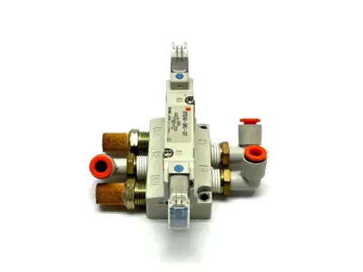 SY5240-5MZ-02T | SMC  Solenoid Valve w/ Sub Plate - Used