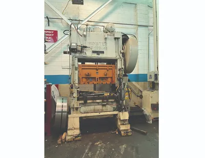 1967 MINSTER P2-100-48X31 Straight Side Double Crank Press | Universal Press & Machinery (UPM) (1)