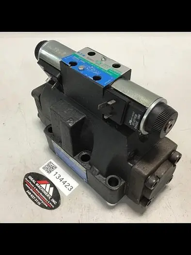 Used VICKERS DG4V3S6CMUHL760EN490 Valves/Fittings Michigan US | Ideal Machinery #600307