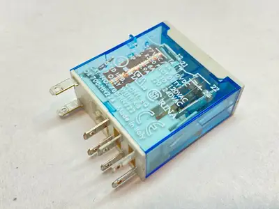 NEW ALLEN-BRADLEY SER B GP SLIM LINE RELAY 8A 24VDC 158737