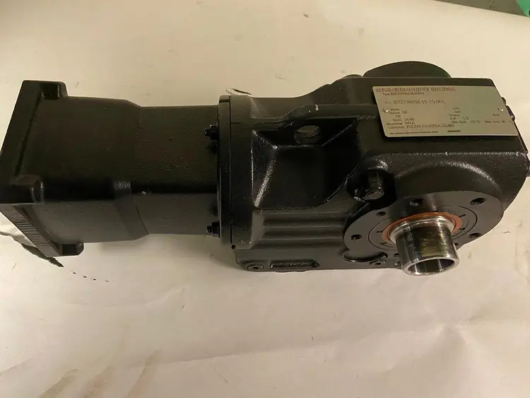New | in-Stock SEW-EURODRIVE KH37/TAQA100/4 Speed Reducers | Surplus Asset Holdings #1205379