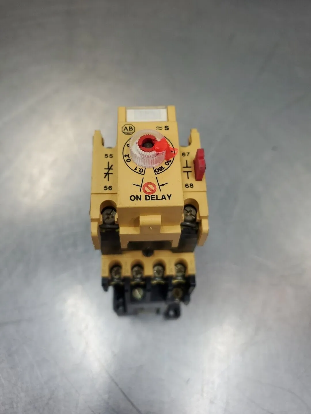Allen Bradley 700-F400A1/B Contactor w/196-FTA/B Time Relay. 4D-32