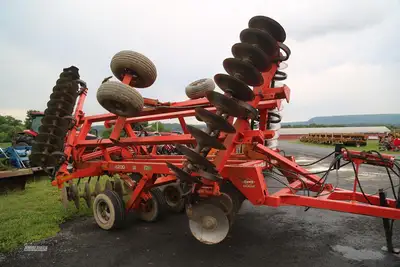 Used KUHN KRAUSE 8200-25W Tandem Discs Pennsylvania US | Zimmerman Farm Service #1409920